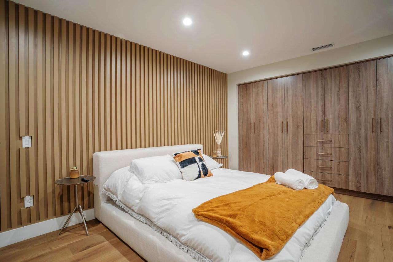 Serene 1 Bed Guest House With Patio Sleeps 6 Лос Анджелис Екстериор снимка